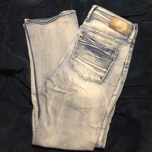 W Depart West, 30W; 32R, washed light blue